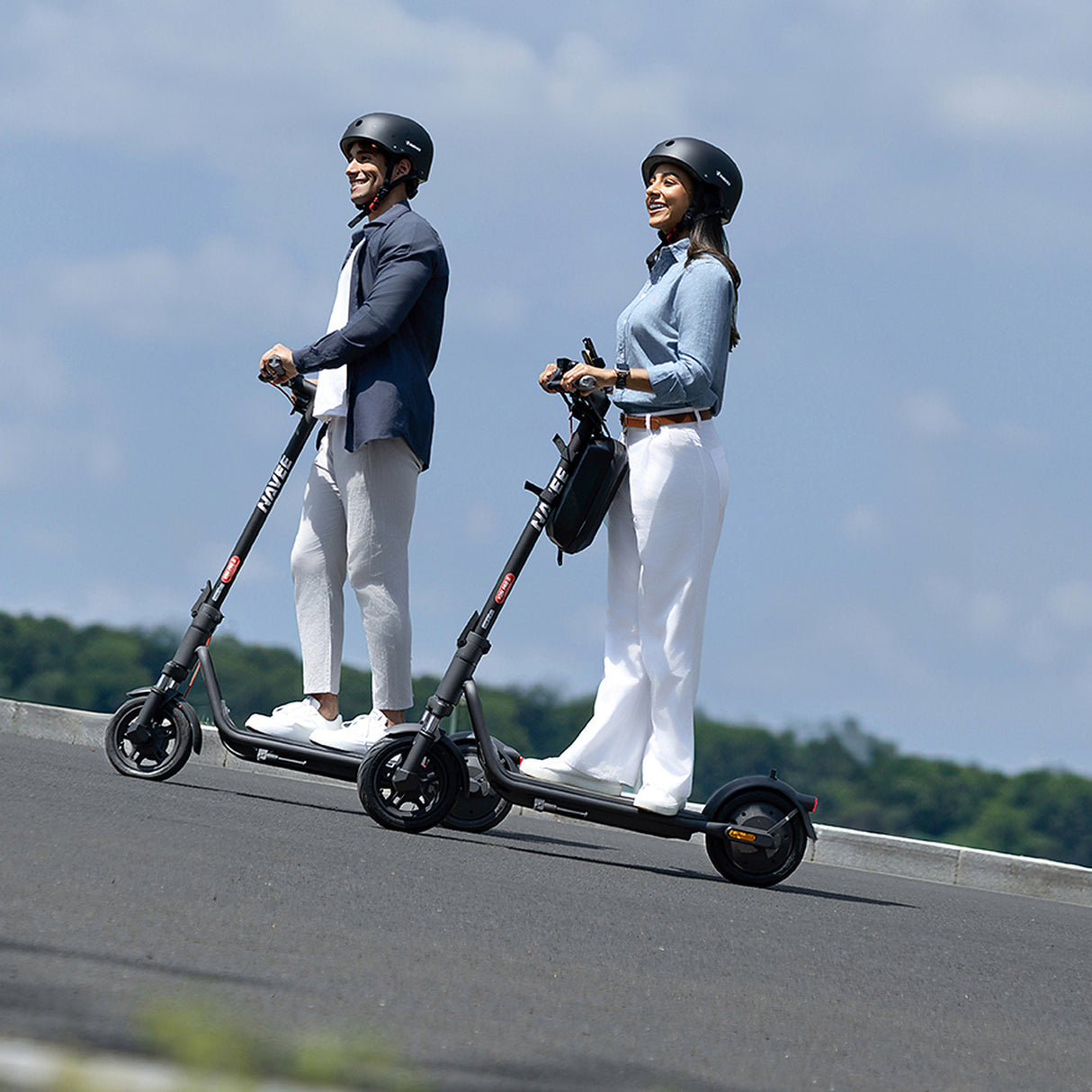 NAVEE V25i Pro II Electric Scooter