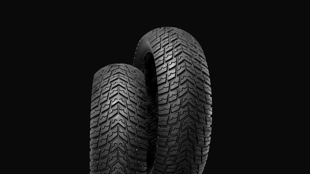 10.5″ Wide Tubeless Tires